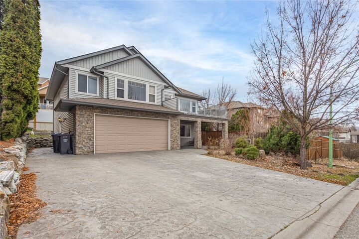 Property Photo:  607 Lefevere Avenue  BC V1W 5G7 