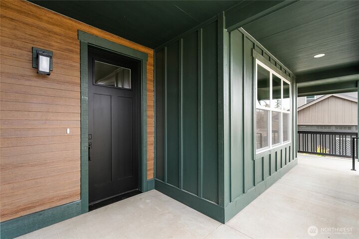 Property Photo: 4243 Melrose Lane WA 98226