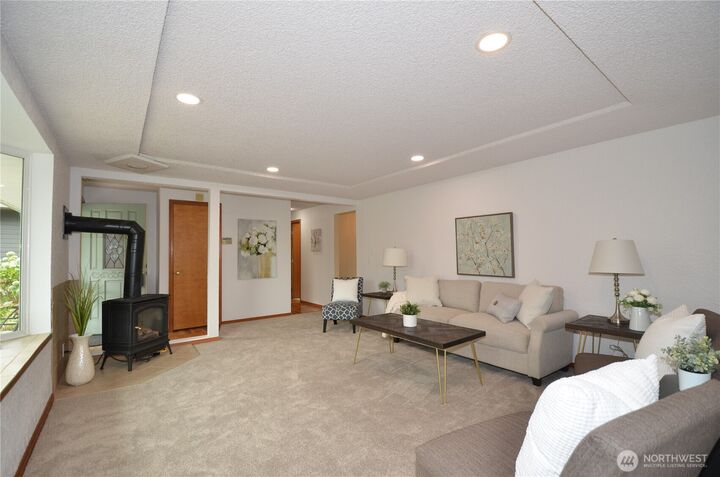 Property Photo:  14712  Broadway Avenue  WA 98296 