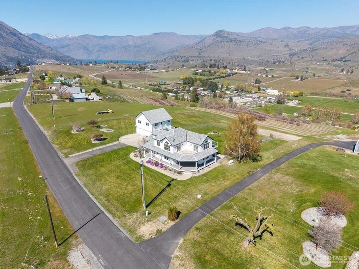 Property Photo:  1190  Summit Boulevard  WA 98831 