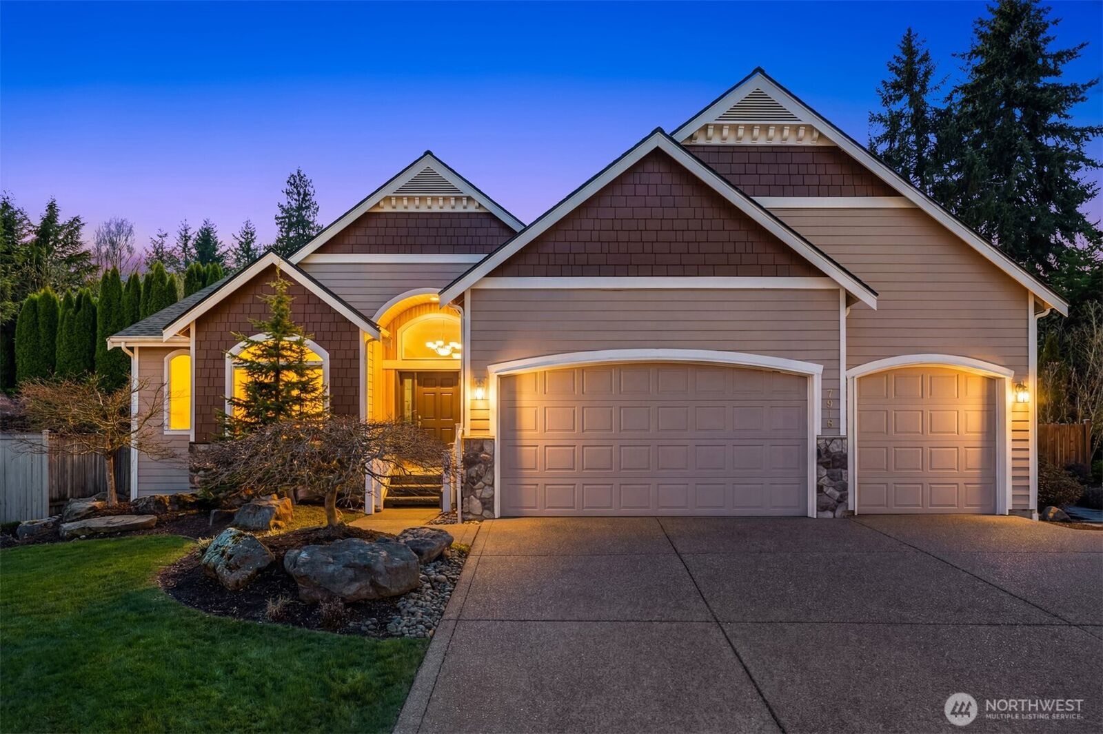 Property Photo: 7914 150th Street SE WA 98296