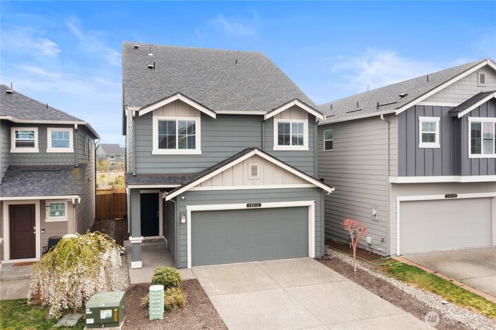 Property Photo:  10814  183rd Street Ct E  WA 98374 