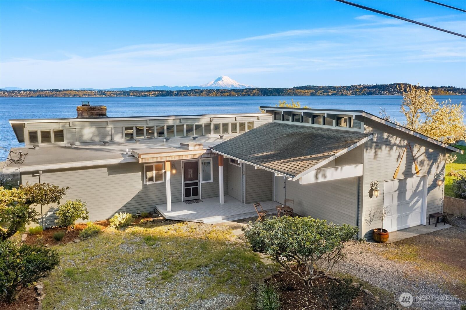 Property Photo:  27518  Sandy Shores Drive SW  WA 98070 