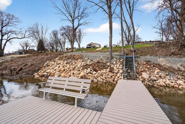 Property Photo:  739 Park Street  WI 54180-1017 