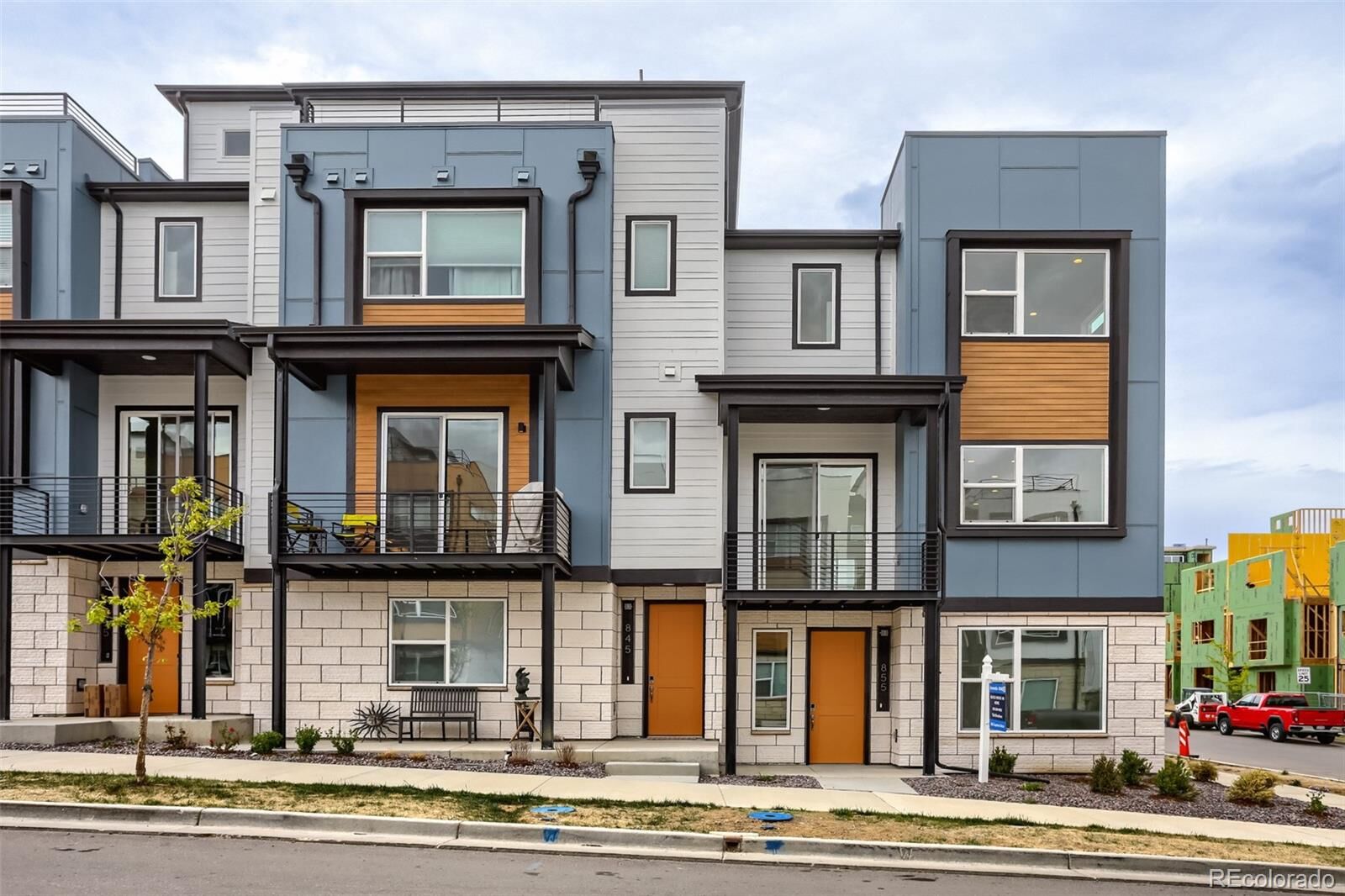 Property Photo:  855 Superior Drive  CO 80027 