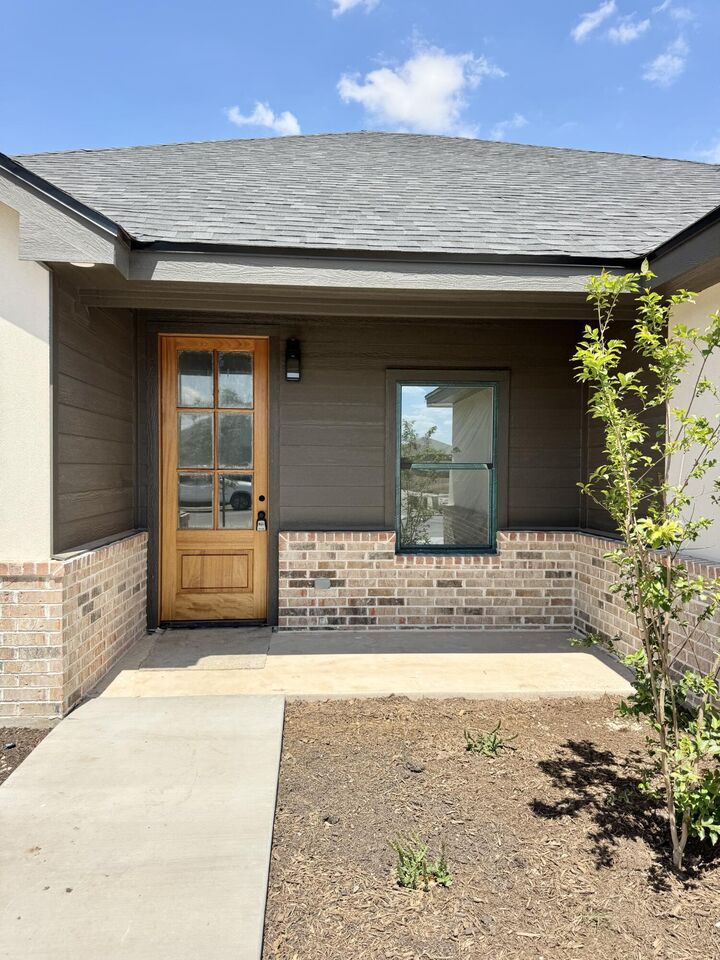 Property Photo:  3140 Maplewood Drive  TX 76904 