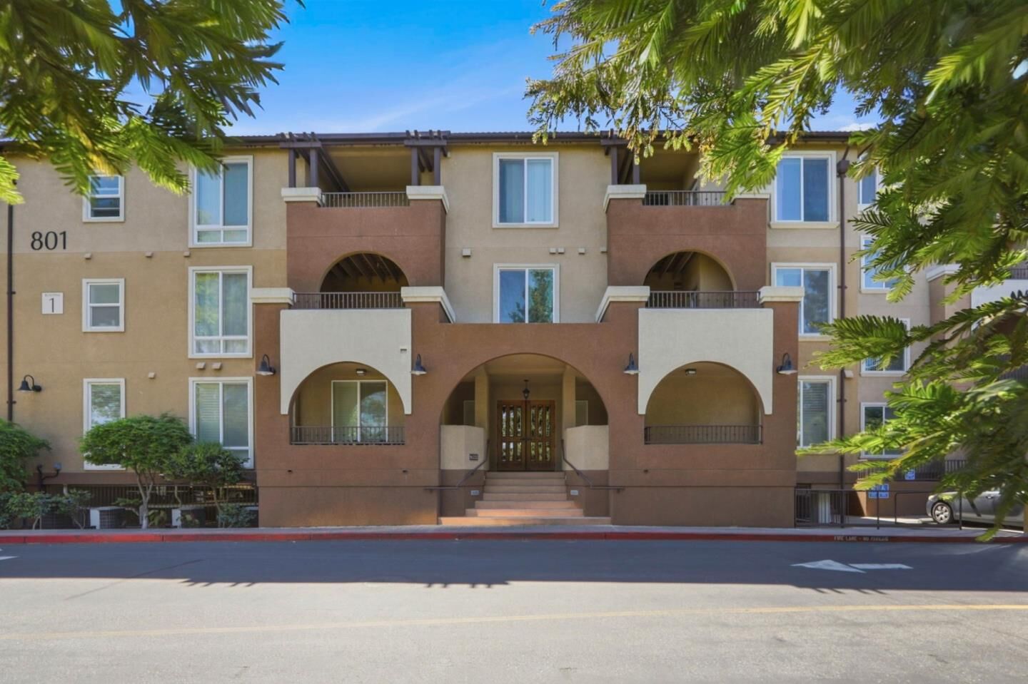 Property Photo:  801 South Winchester Boulevard 6400  CA 95128 