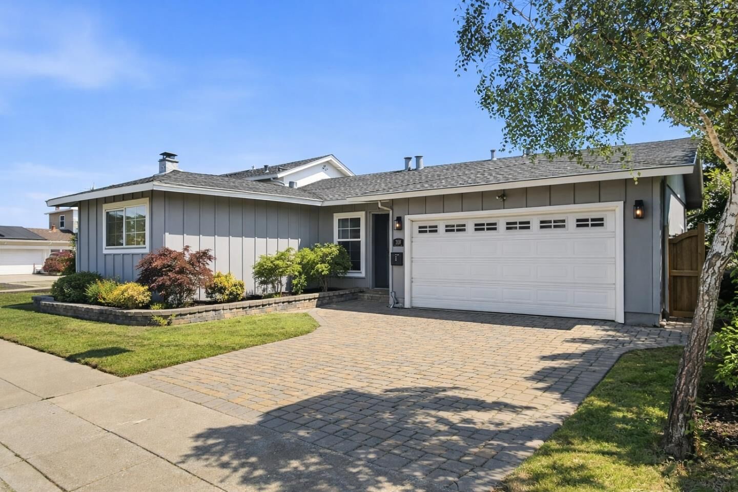 Property Photo:  318 Bluefish Court  CA 94404 