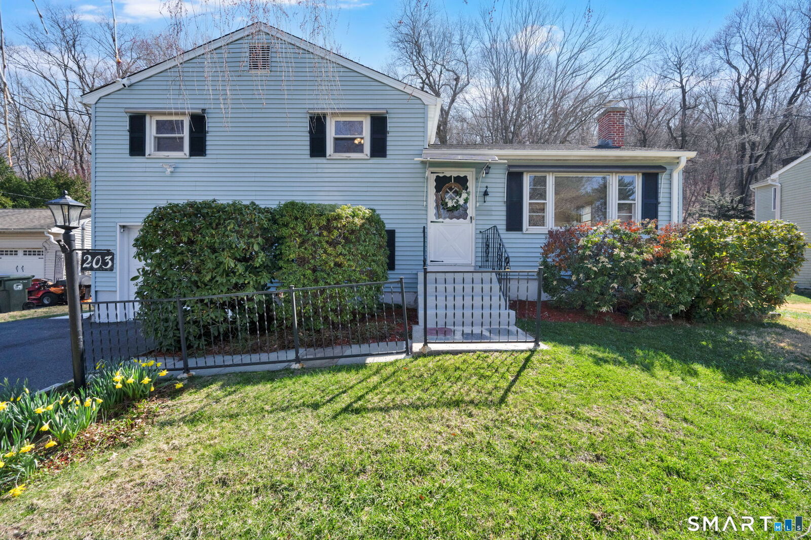 Property Photo: 203 Brentwood Road CT 06111