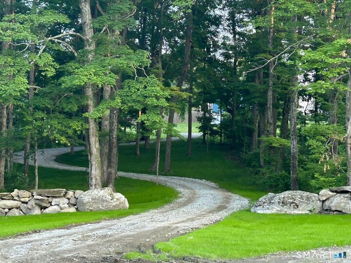 Property Photo:  42 Hy Vue Terrace  NY 12546 