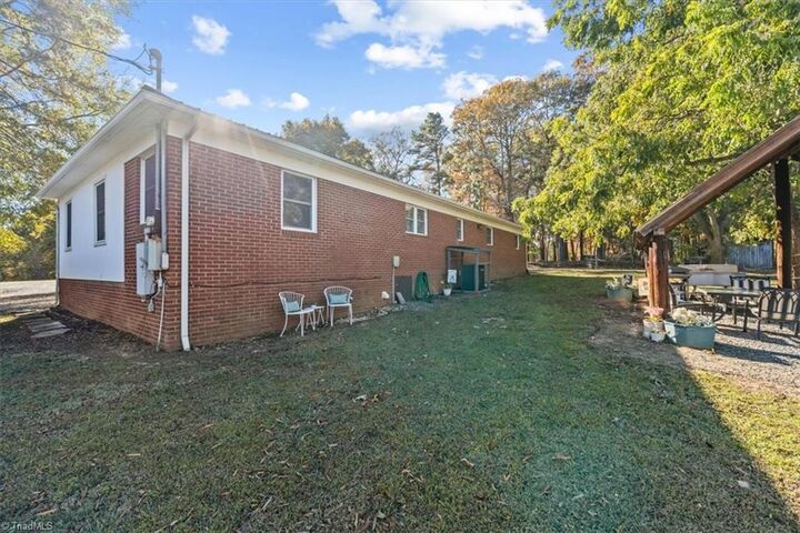 Property Photo:  612 Reeder Road  NC 27341 