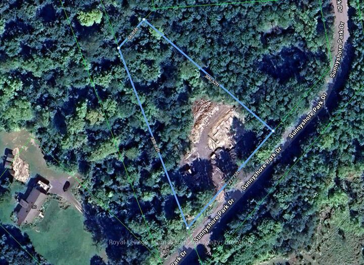 Property Photo:  40 Sunnyshore Park Drive  ON P2A 0B5 