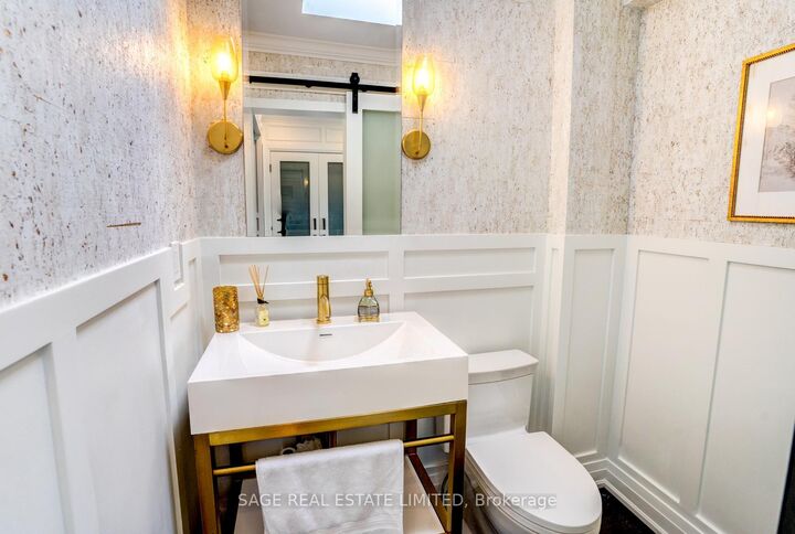 Property Photo: 156 Craighurst Avenue ON M4R 1K2