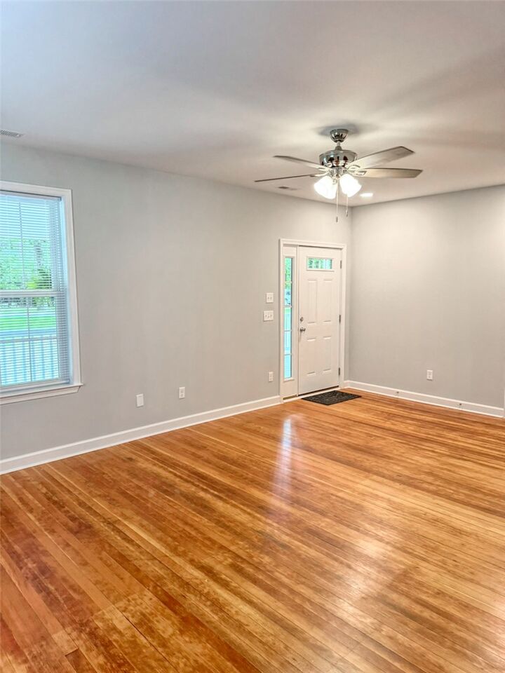 Property Photo:  205 Neck O Land Road  VA 23185 