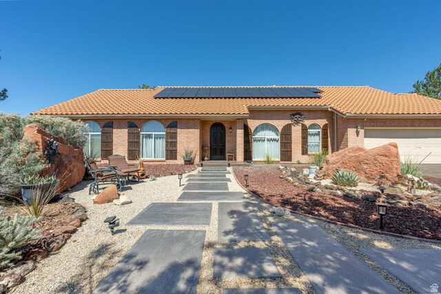 Property Photo:  1262 W Meadow Lark Cir  UT 84783 