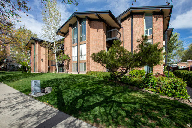 Property Photo:  251 S 700 E 21  UT 84102 