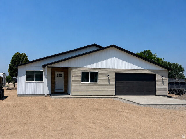 Property Photo:  376 S Maple Dr  UT 84654 