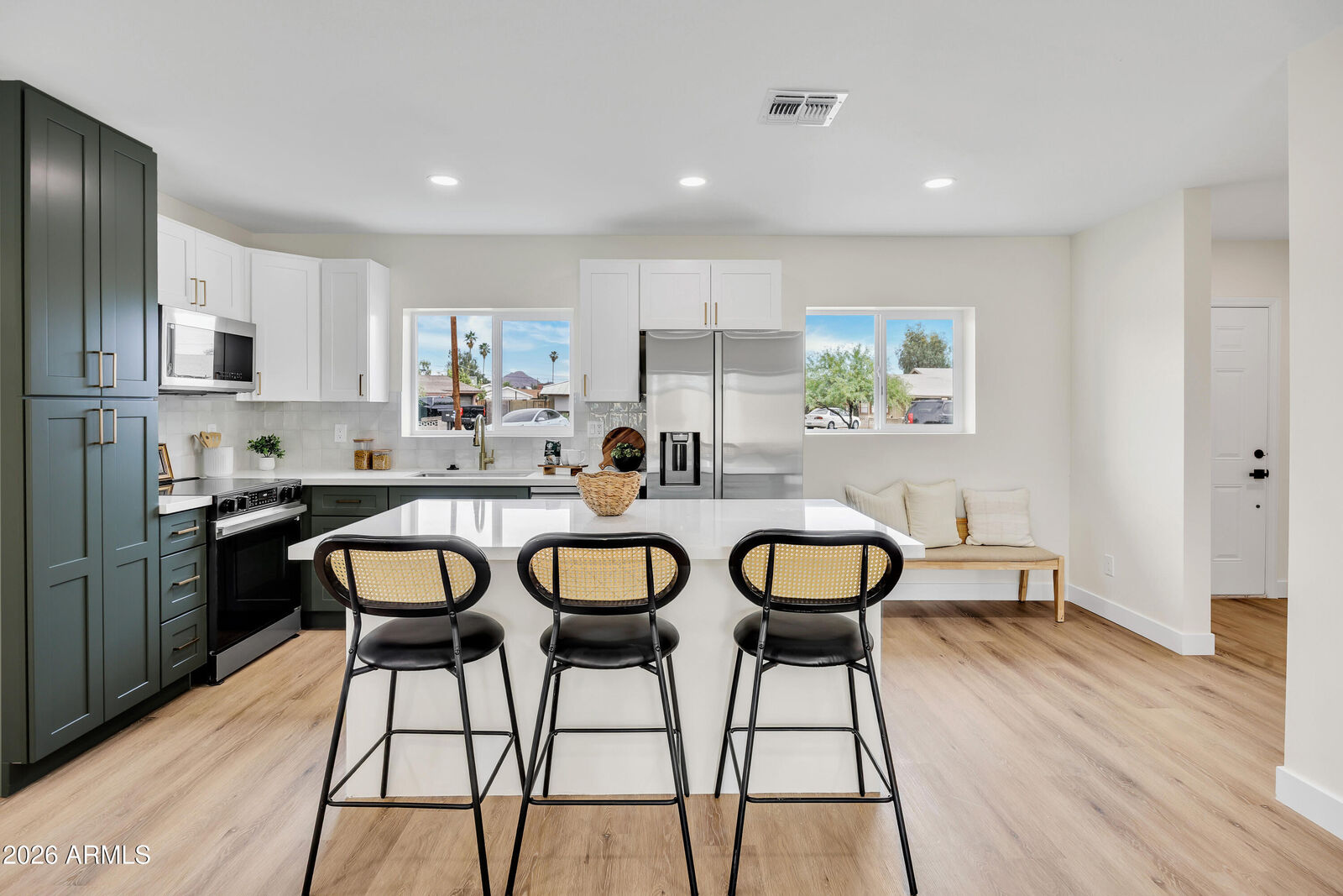 Property Photo: 4246 N 10th Place AZ 85014