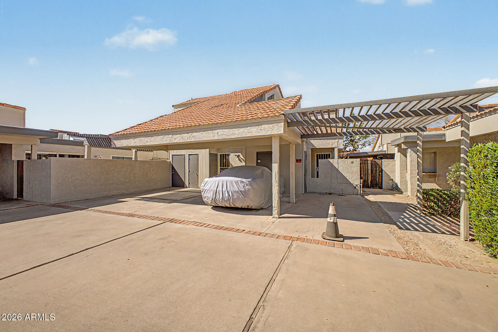 Property Photo:  2415 W Greenway Road 3  AZ 85023 
