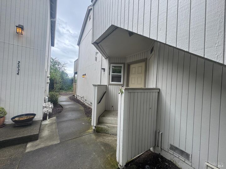 Property Photo:  2528 Westberry Drive  CA 95403 