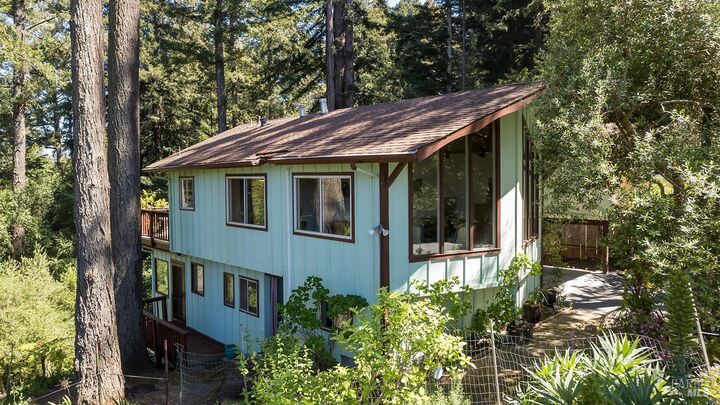 Property Photo:  187 Conifer Way  CA 94973 