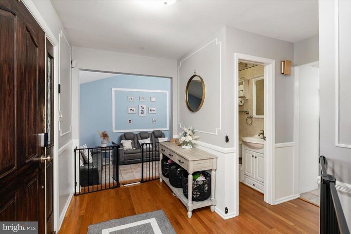 Property Photo:  4 Twain Drive  NJ 08501 