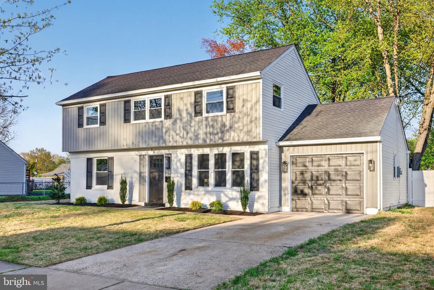 Property Photo:  16 Briarcliff Road  NJ 08053 