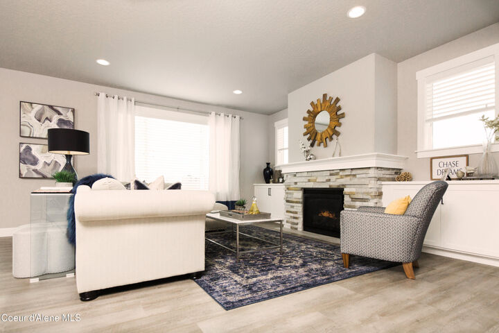 Property Photo:  2073 W Platte Ave  ID 83854 