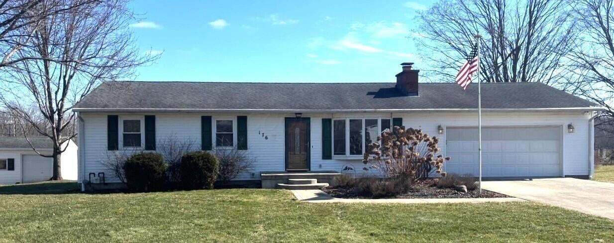 Property Photo:  176 New Home NE Drive  OH 43055 