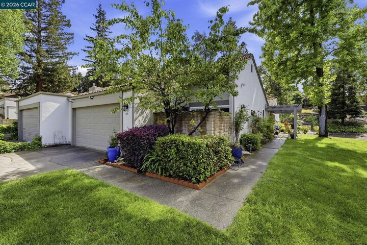 Property Photo:  335 Tampico  CA 94598 