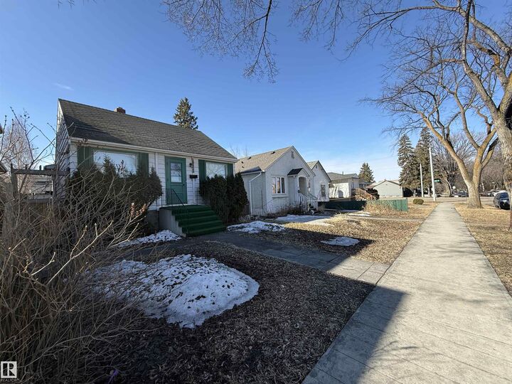 Property Photo:  10835/39/45/49 73 Avenue NW  AB T6E 1C8 