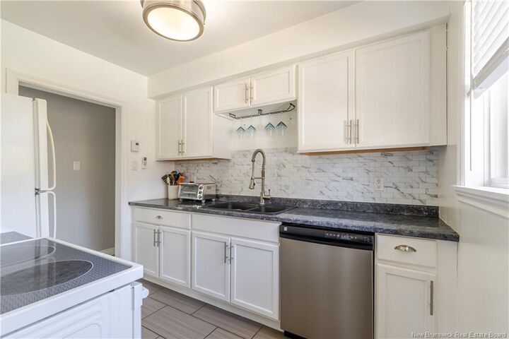 Property Photo:  10 Collett Court  NB E3A 4G2 