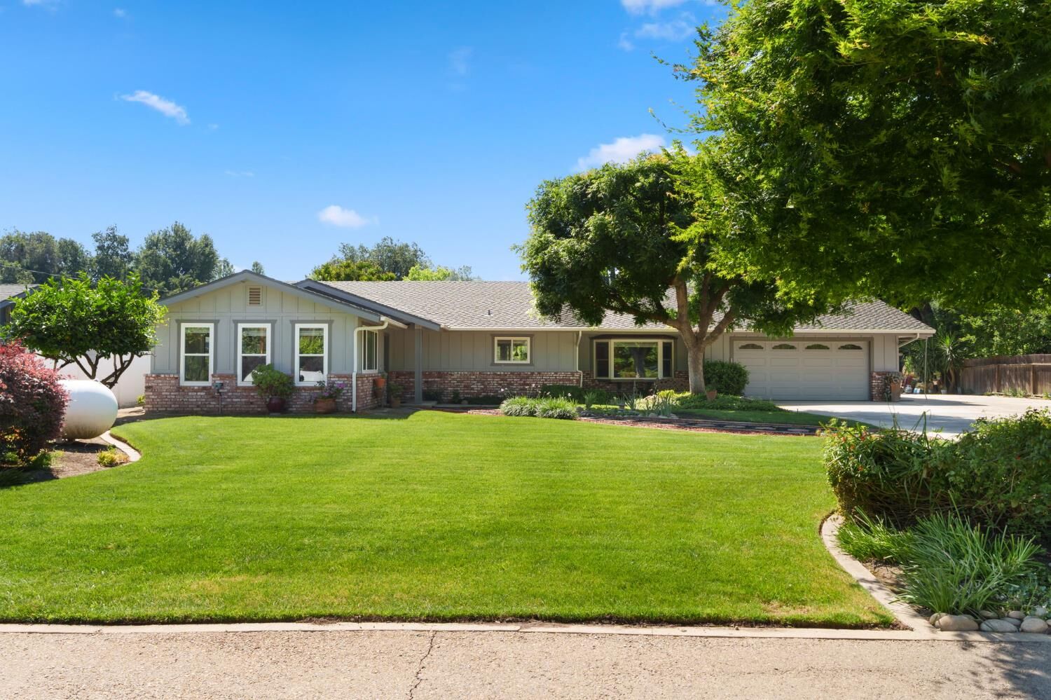 Property Photo:  232 Trout Lake Drive  CA 93657 
