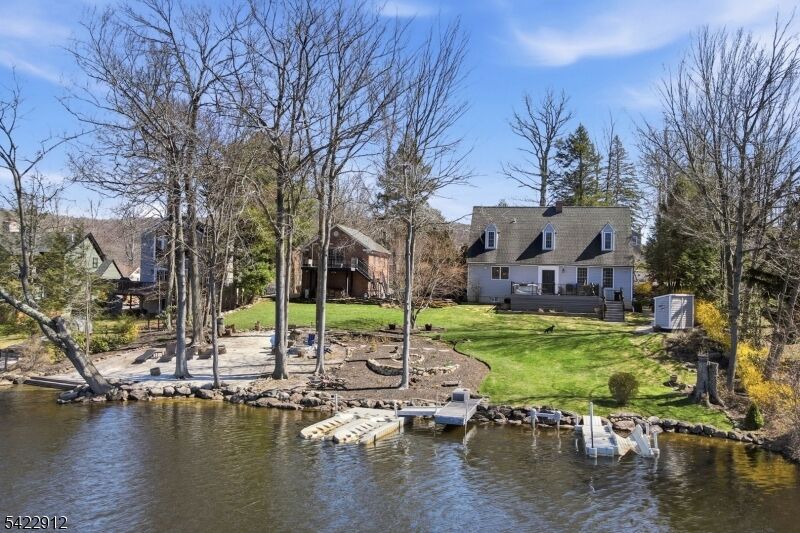 Property Photo:  173 Point Breeze Dr  NJ 07421 