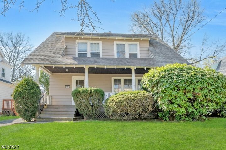 Property Photo:  1136 Thornton Ave  NJ 07060 