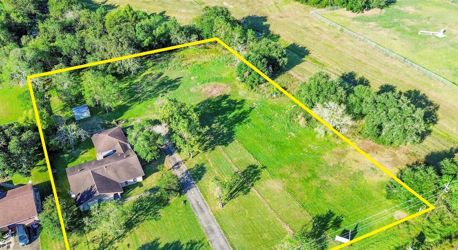 Property Photo:  10922 Fm 1764 Road  TX 77510 