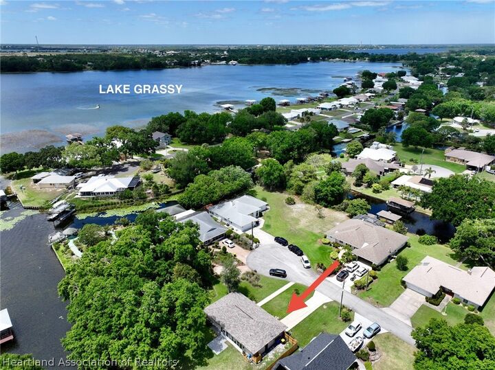 Property Photo: 136 Forever Avenue FL 33852