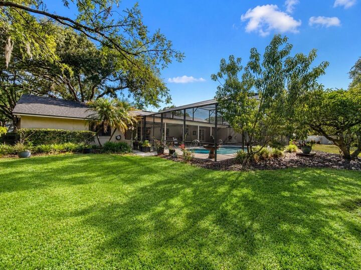 Property Photo:  14140 Country Estate Drive  FL 34787 