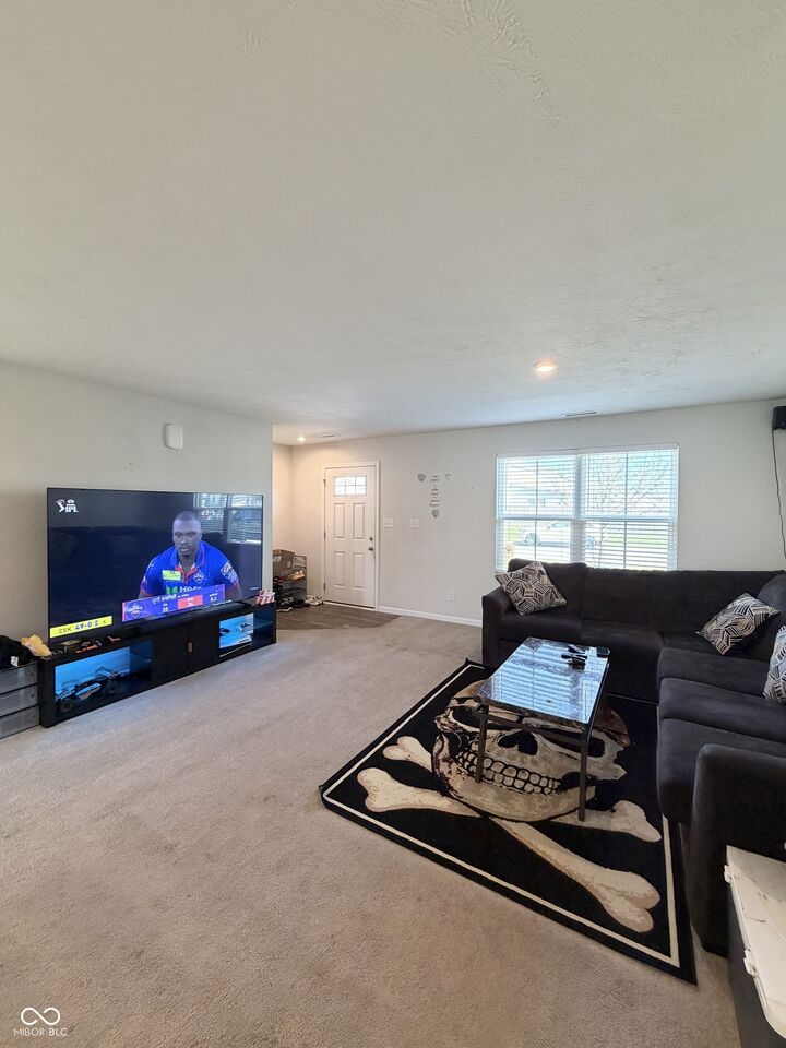 Property Photo:  2637 Spurlock Lane  IN 46143 