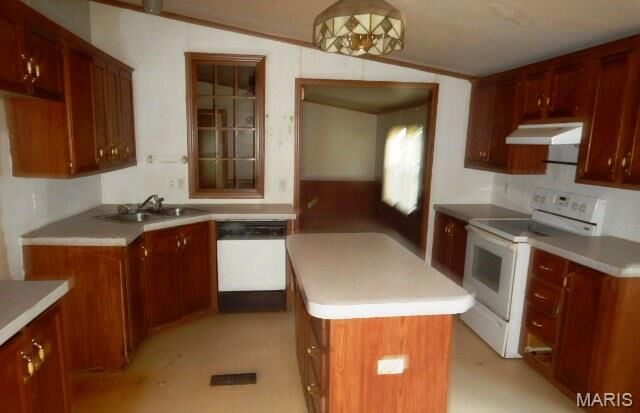 Property Photo: 1424 N Main Street IL 62239
