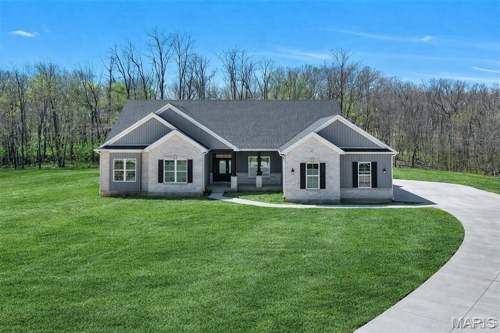 Property Photo: 300 Schaper Estates Xing MO 63348