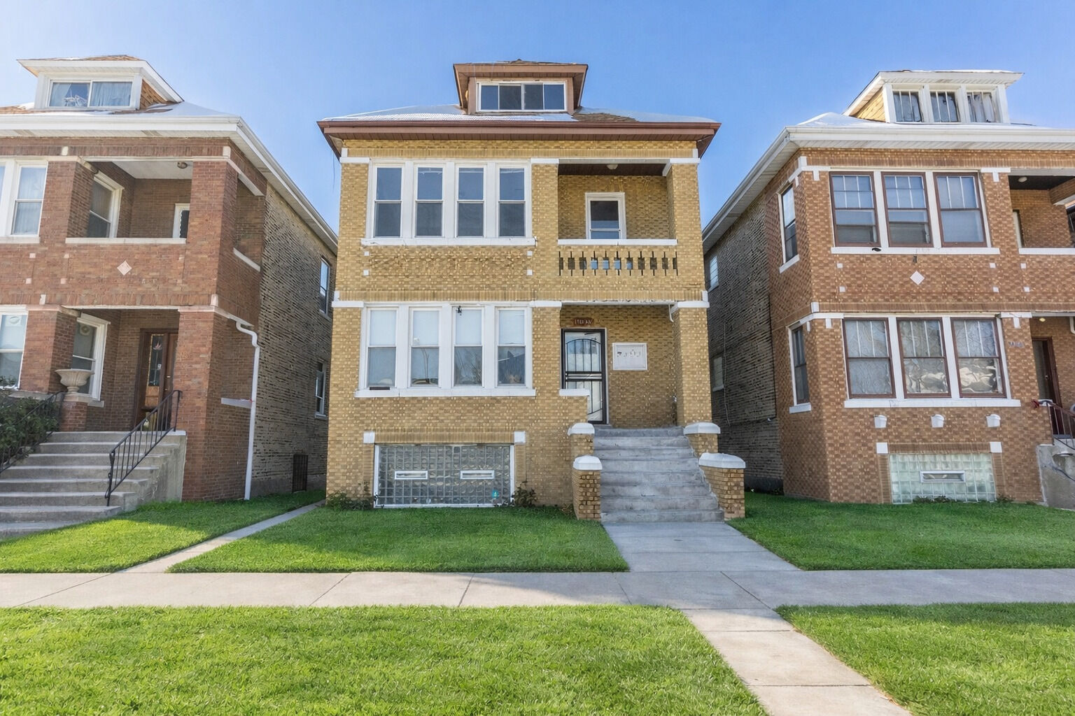 Property Photo:  7230 S Talman Avenue  IL 60629 