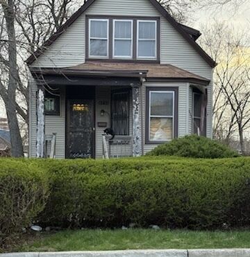 Property Photo: 6131 S Honore Street IL 60636