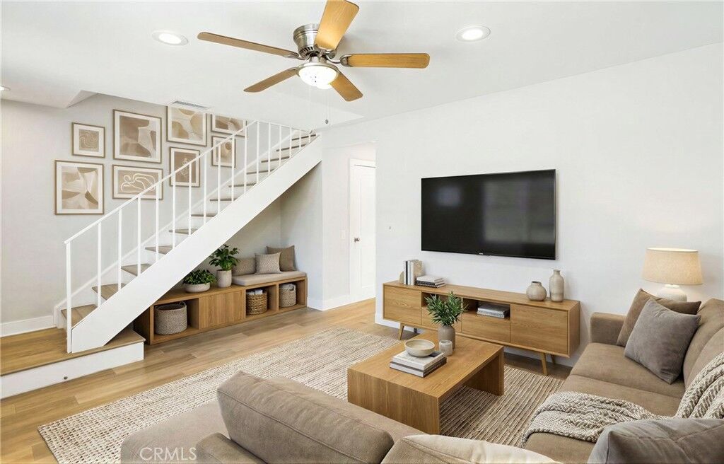 Property Photo:  18 Heritage  CA 92604 