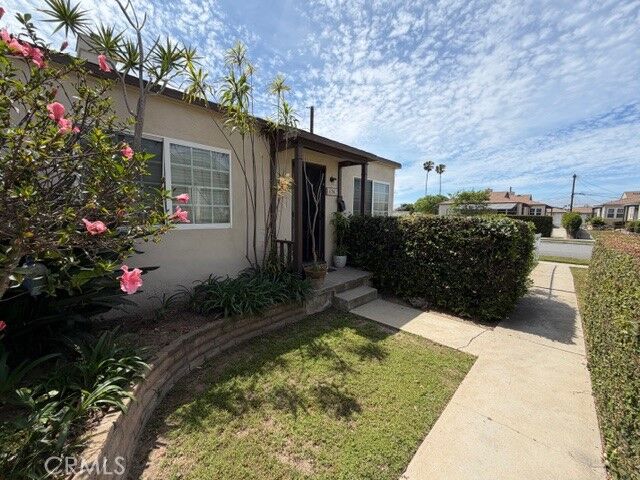 Property Photo: 16962 Brighton Avenue CA 90247