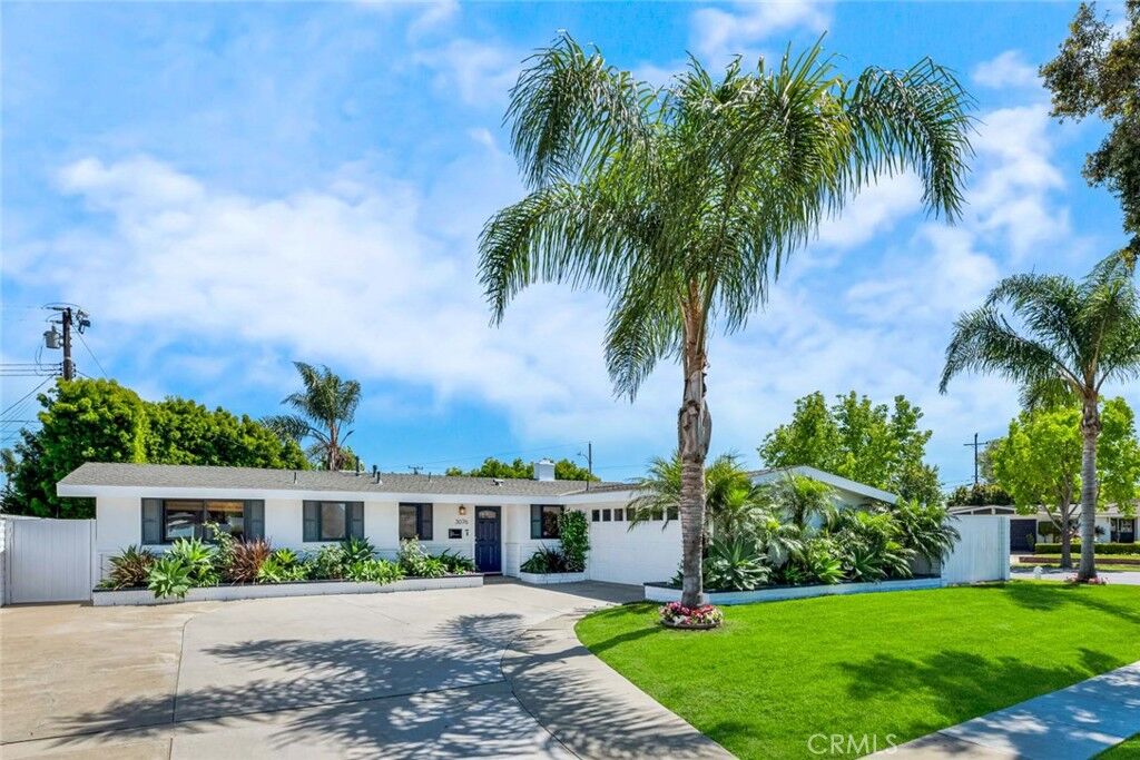 Property Photo:  3076 Samoa Place  CA 92626 