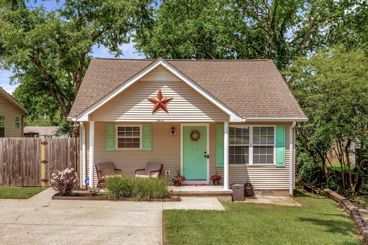 Property Photo:  5812 Leslie Ave  TN 37209 