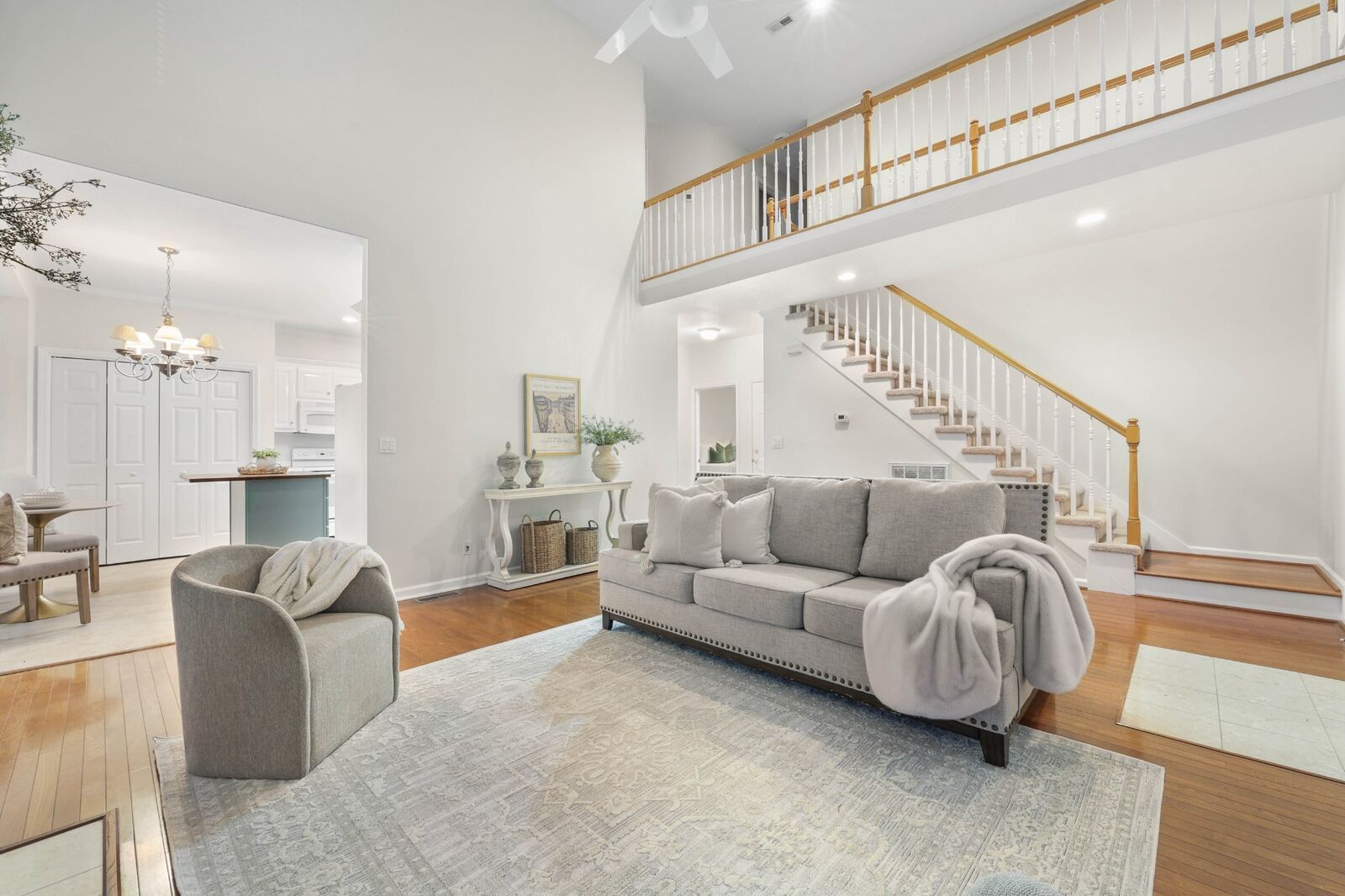 Property Photo:  428 Country Club Ct  TN 37043 