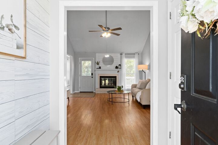 Property Photo:  115 Whitehall Dr  TN 37042 