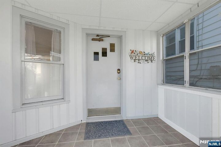 Property Photo:  8 Elm Street  NJ 07052 